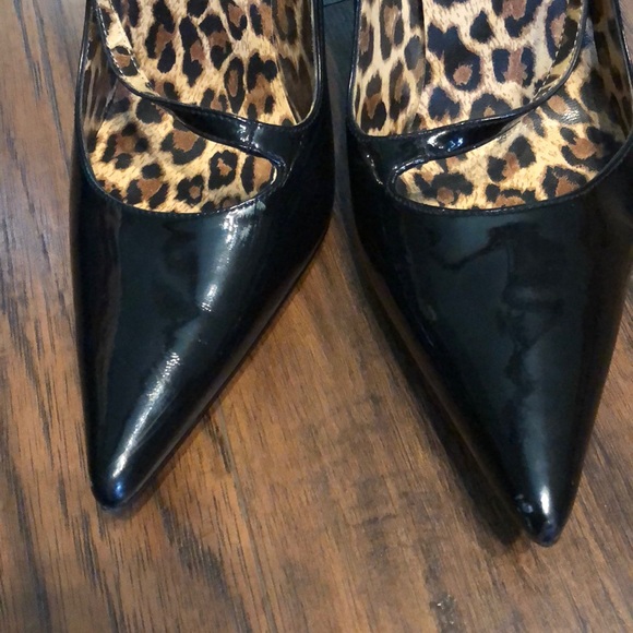 GUC Guess patent leather heels 👠 - Sz 8.5 - Picture 2 of 6